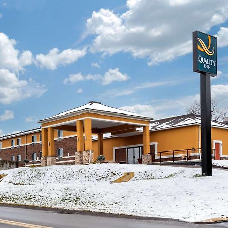 Quality Inn Coraopolis Екстер'єр фото