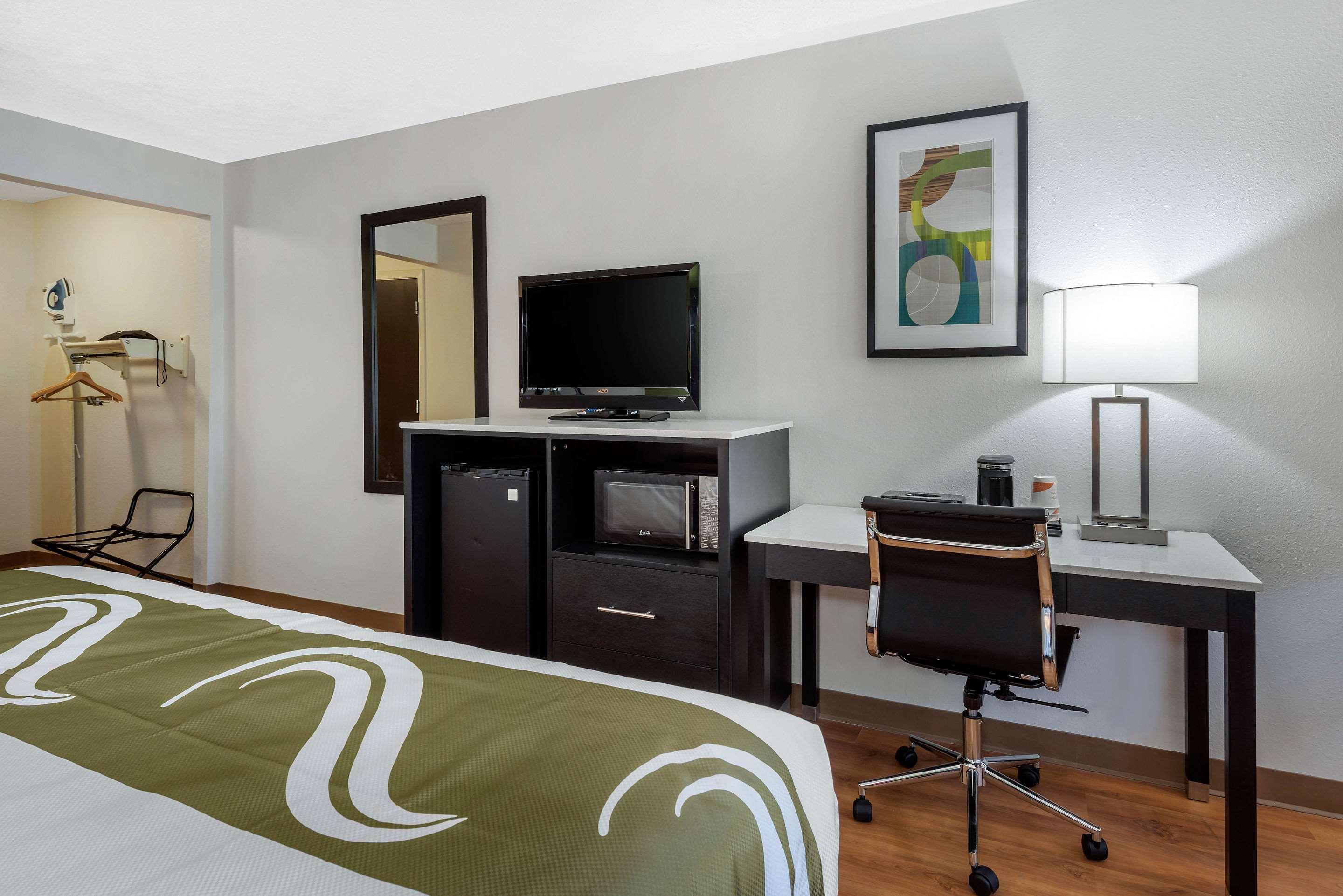 Quality Inn Coraopolis Екстер'єр фото