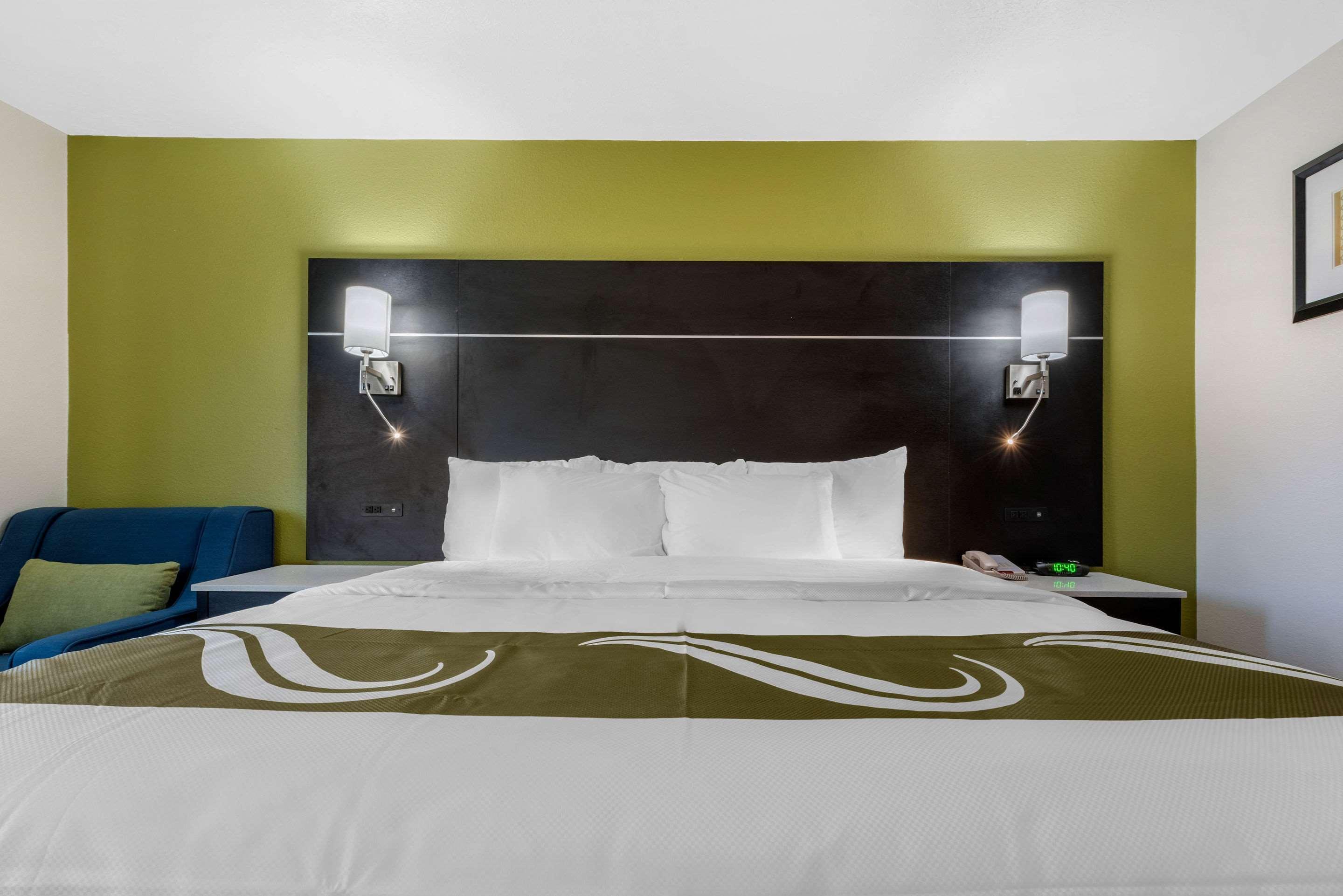 Quality Inn Coraopolis Екстер'єр фото