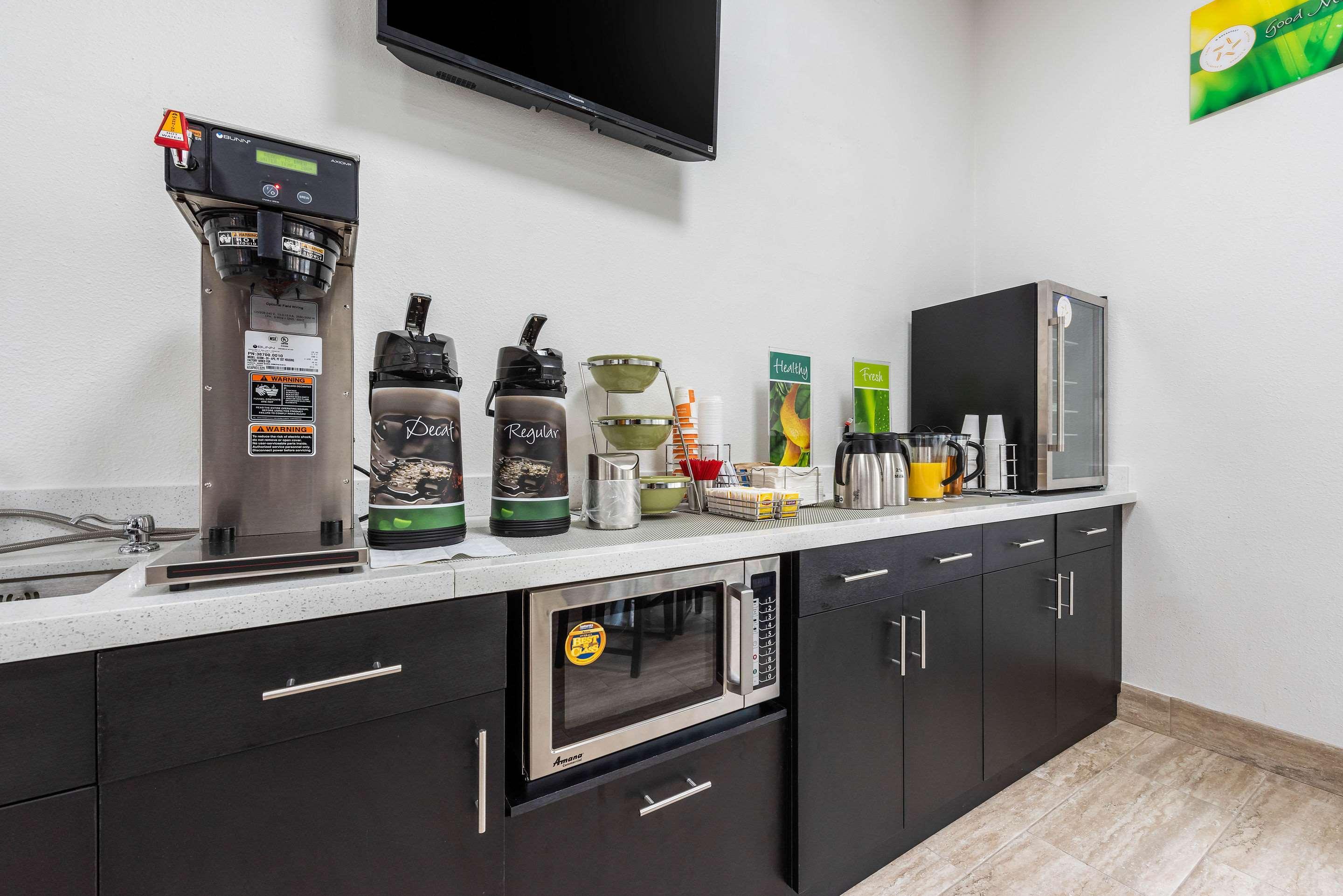 Quality Inn Coraopolis Екстер'єр фото