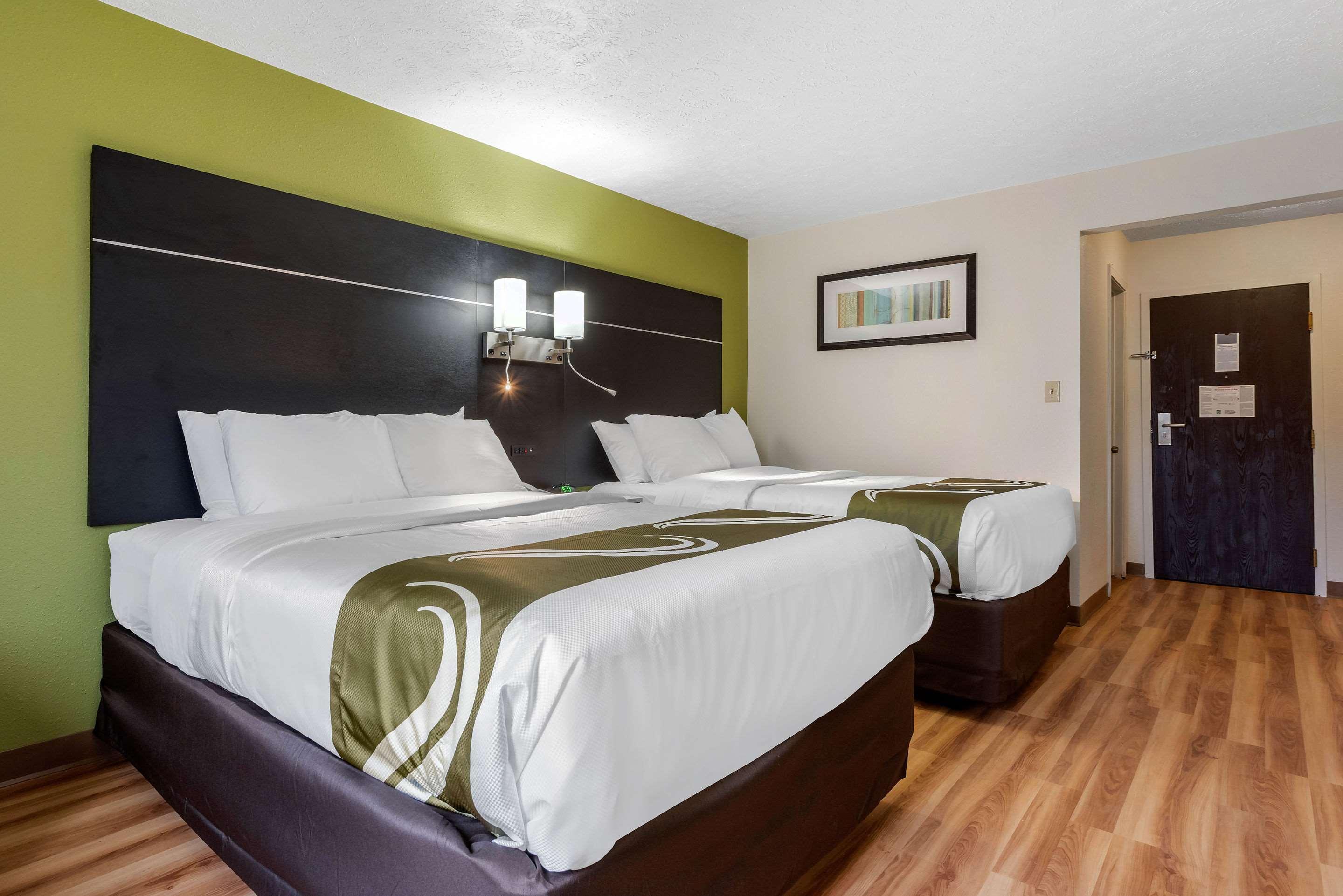 Quality Inn Coraopolis Екстер'єр фото